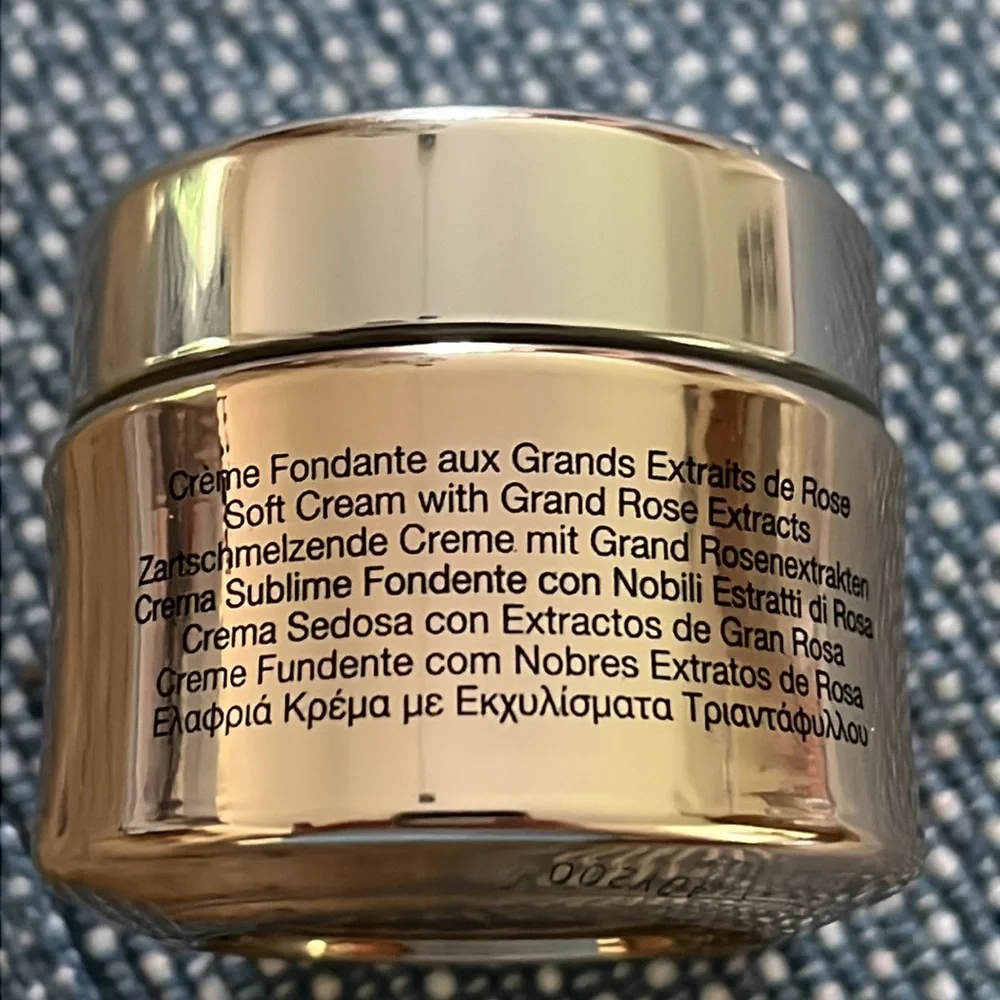 Lancôme Absolue Crème Fondante Soft Cream - .5 oz (15ml) - Picture 3 of 3